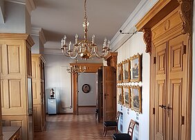 Gemälde in neuem Glanz